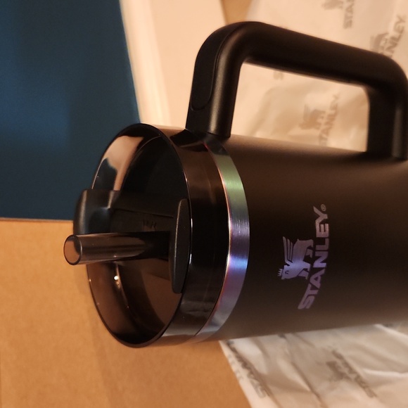 NIB Stanley Black Chroma 30oz Tumbler - Picture 3 of 5